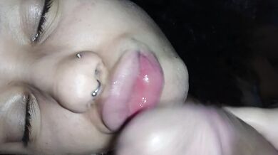 Thick lips swallow fast rough cum face handjob creampie blowjob