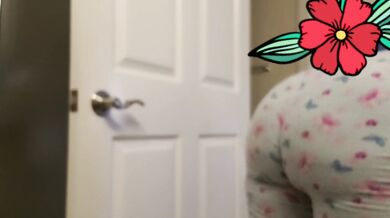 Big ass teen gets wedgied in tight clothes while belly piercing gleams