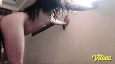 My friend shows you what it looks like on all fours she loves semen