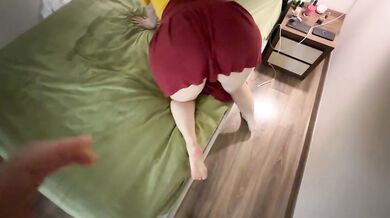 Stranger pounds curvy housewife while husband’s away riding thick ass hard