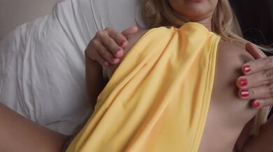 Bikini Model Takes Big Cock Creampie on Set