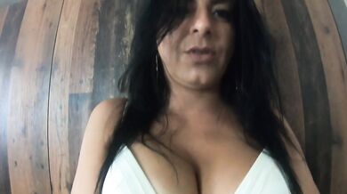 Big tits beg for rough dirty talk and deep throat
