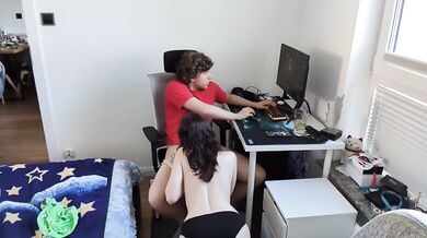 My kinky stepsister ruined my ranked game then got fucked raw and creampied