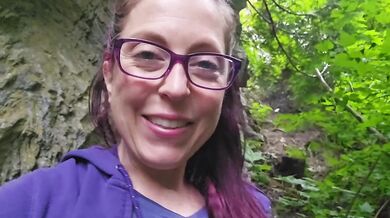 Nerdy glasses girl with big ass pees in public solo
