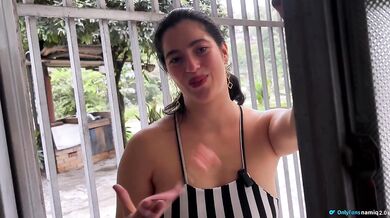 Neighbor’s rough anal favor gets filled up hard with semen adentro