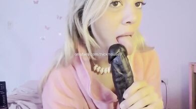 Virgin Blonde Amateur First Time BBC Creampie Gushing Big Ass