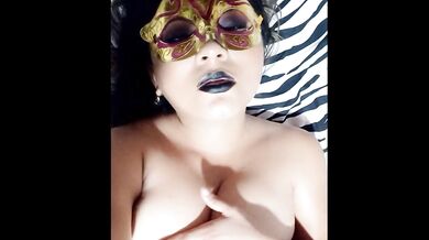 Batman's sexy stepdaughter begs for it in Gotham her big ass bouncing