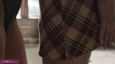 The big tits milf fucks her thirsty barista till she gushes on those glasses
