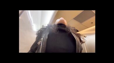 lesbians get their big asses natural homemade pussy licked on travel sex