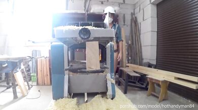 Blouse off planer bottomless 4K blowjob alone with tools