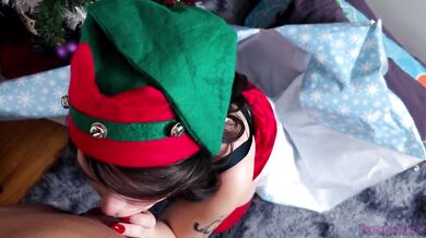 Santa’s elf sucks his dick all night long until no more cum left