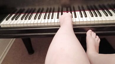 Pale Petite Foot Kinky Waltz